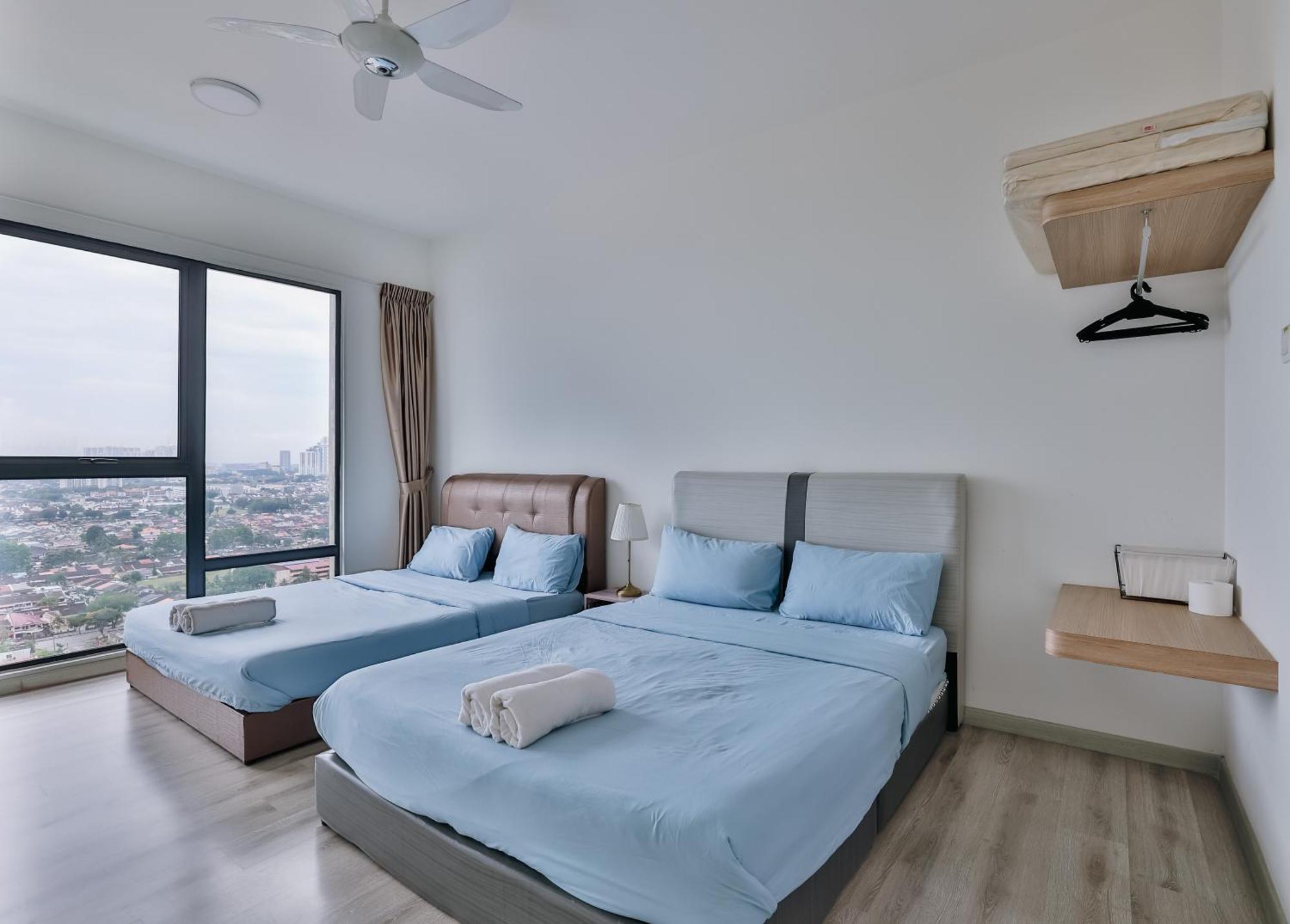 Apartment Mosaic 1br, Wifi, Walking Distance To Mid Valley Jb , 4-5pax *